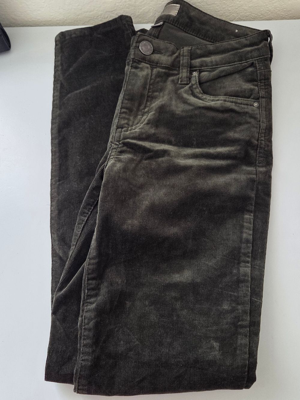 Kut from the Kloth Olive Skinny Corduroy Pants